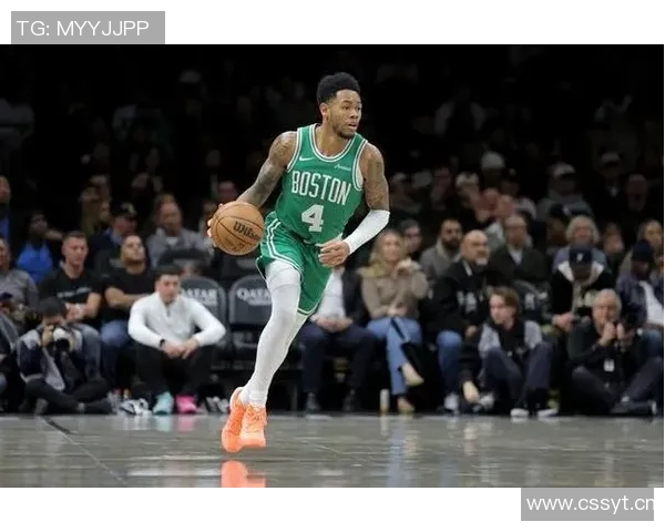 安芬尼西蒙斯表现出色16投10中砍下23分助球队迎战困难局面