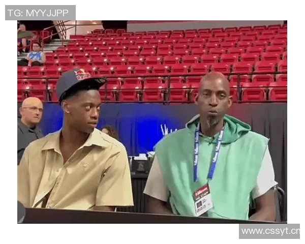 状元大热迪班萨表现抢眼15投8中斩获24分8板3助3断但失误频繁令人担忧 状元大热迪班萨表现抢眼15投8中斩获24分8板3助3断但失误频繁令人担忧