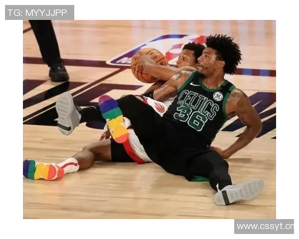 斯玛特调侃热火替补席遭裁判技术犯规引发热议