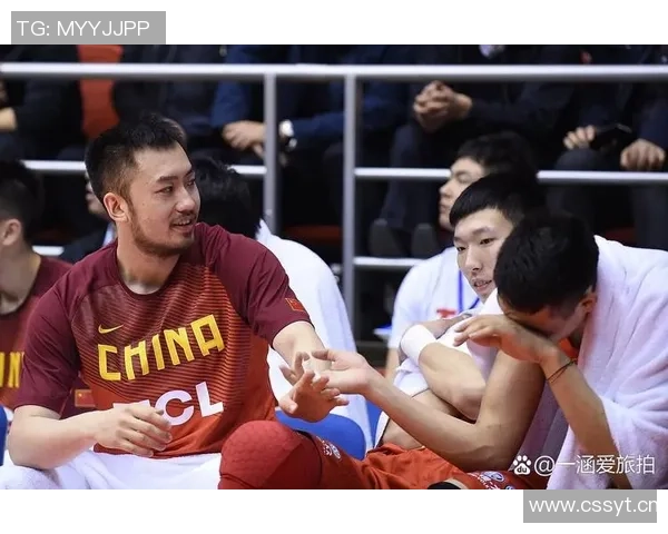 杨瀚森赛季初展现出色表现生活中也逐渐融入团队氛围