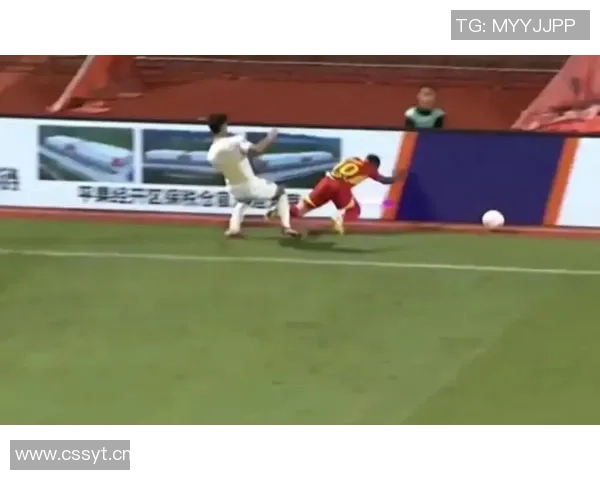 朱艺对阿萨莫阿遭遇表示心痛并呼吁中足联制定广告牌设置规范