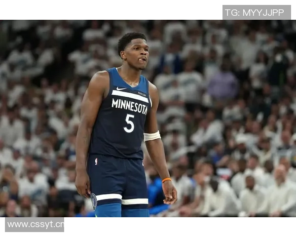 爱德华兹盛赞麦丹得分能力期待他发挥提升球队表现十倍 爱德华兹盛赞麦丹得分能力期待他发挥提升球队表现十倍