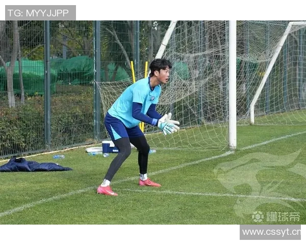 滇池湖畔武汉三镇一线队与B队2026赛季昆明冬训正式开启新征程 滇池湖畔武汉三镇一线队与B队2026赛季昆明冬训正式开启新征程