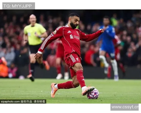 帕杜坚信萨拉赫能在对阵曼联中重拾状态迎来强势反弹 帕杜坚信萨拉赫能在对阵曼联中重拾状态迎来强势反弹