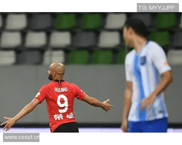 裁判因VAR技术影响判断能力遭质疑专家称误判现象普遍不应过分指责